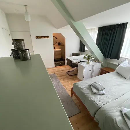 Bed & Breakfast De Drie Uilen 3*